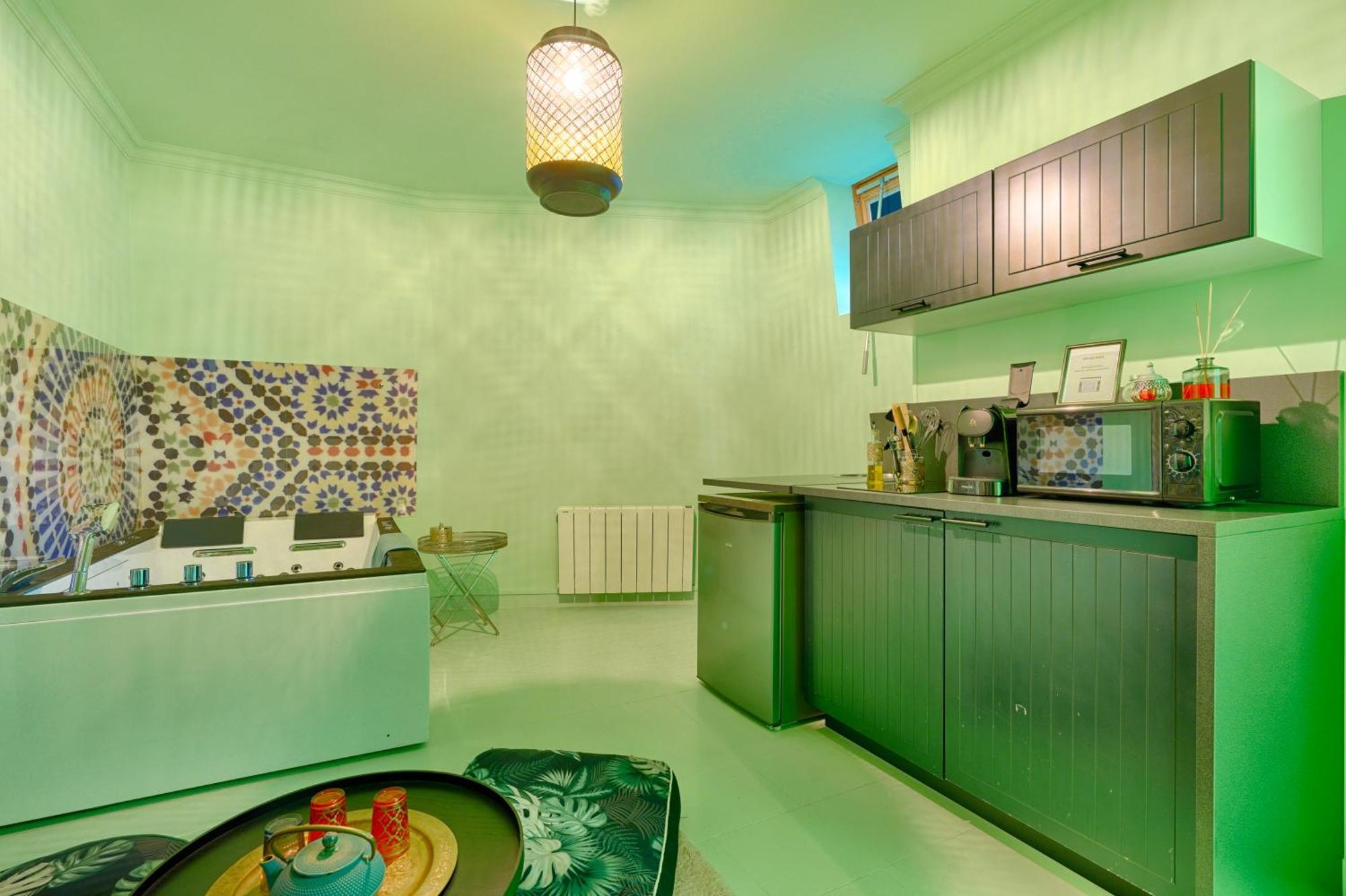 Luxury Magic Cactus Garden, Paris 0Rly Avec Jacuzzi Lägenhet Vigneux-sur-Seine Exteriör bild